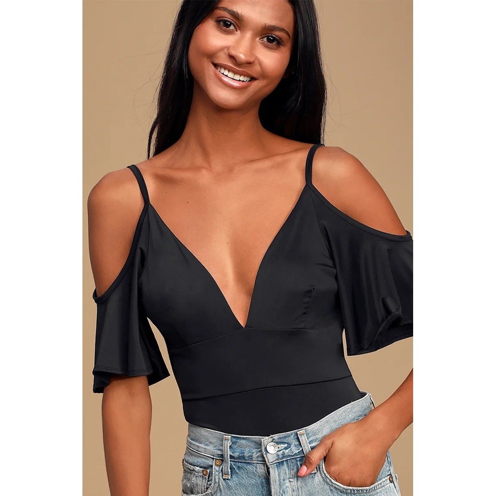 Lulus‎ Slay It With Me Black Off Shoulder Bodysuit XS Flutter Sleeve Sexy Chic